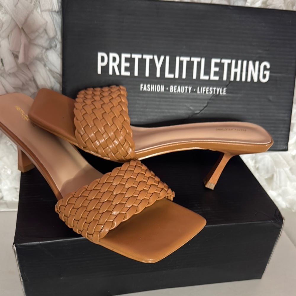 PrettyLittleThing Women's Tan Woven Heeled Sandals